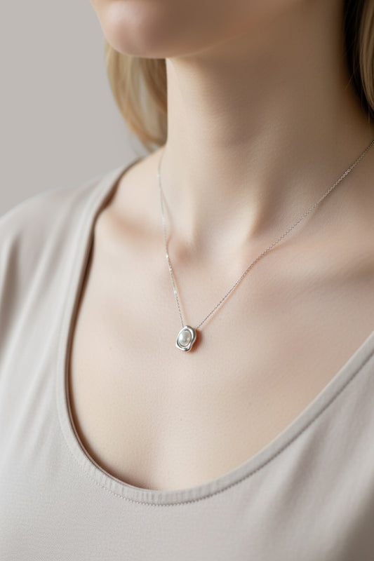 Mother of Pearl Neclace