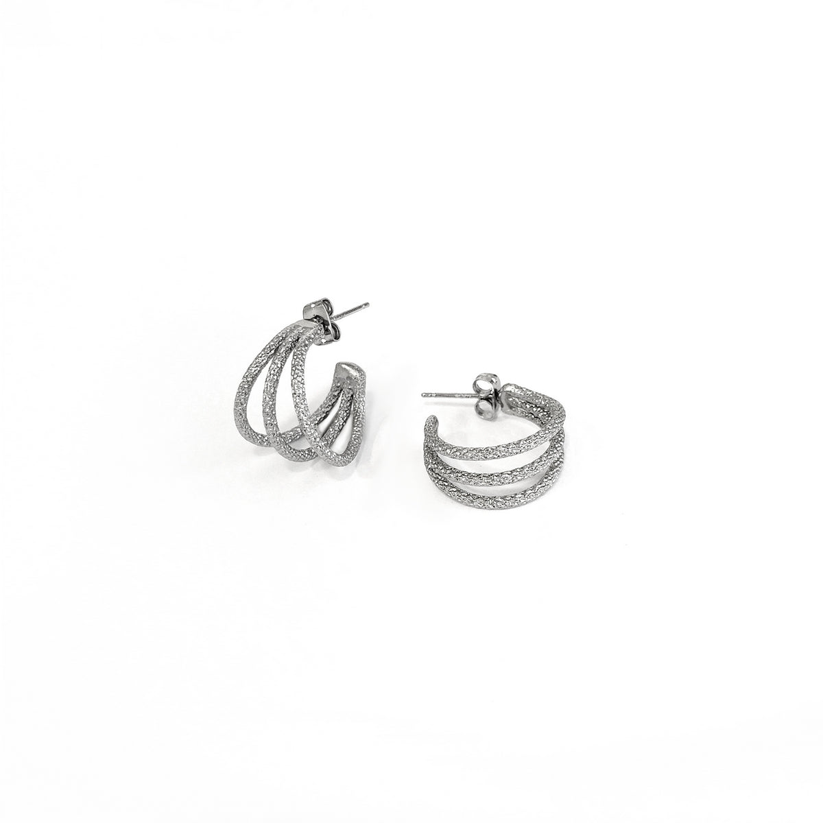 Shining loop triple small earrings Ασημί