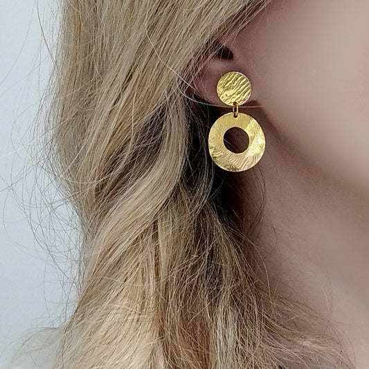 Full of round symmetry earrings Χρυσό